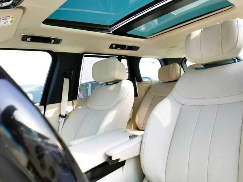 2026 Range Rover Autobiography P530 4.4 Litres 8 Cylinders Hybrid Engine Green White SUV GCC