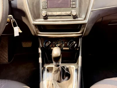 2022 MG MG5 Standard 1.5 Litres 4 Cylinders Petrol Engine White Black Sedan GCC specs Automatic