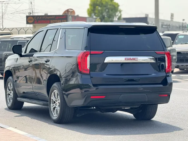 2022 GMC Yukon SLE 8 Cylinders Petrol Engine Black SUV American Specs Automatic Transmission