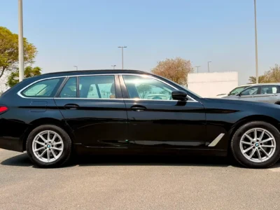 2023 BMW 5-Series 520i 2.0 Litres 4 Cylinders Petrol Engine Black Yellow Hatchback GCC Specs