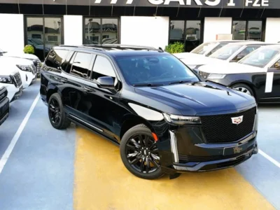2021 Cadillac Escalade Sport Platinum 6.2L V8 Petrol Engine Black Burgundy SUV GCC Specs