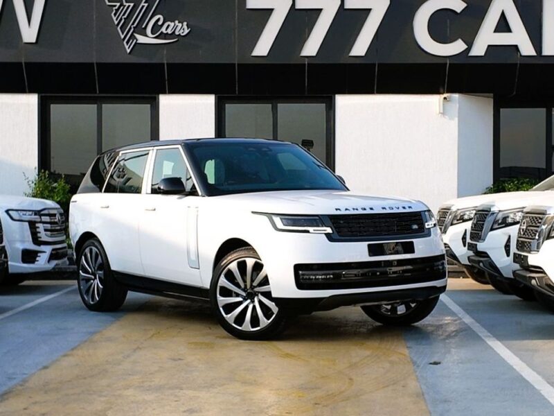2026 Range Rover Autobiography P530 4.4 Litres 8 Cylinders Petrol Engine White Burgundy SUV