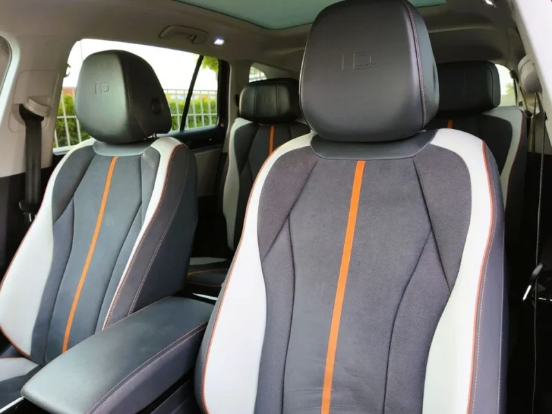 2022 Volkswagen ID.6 CROZZ Pro 84.8 kWh Brown Grey Family SUV Automatic 7-Seater
