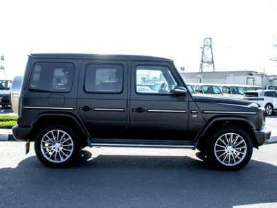 2021 Mercedes-Benz G-Class G 550 8 Cylinders Petrol Engine Black SUV Japanese Specs Automatic