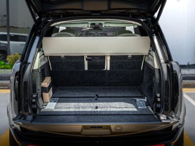 2026 Range Rover Autobiography P530 4.4 Litres 8 Cylinders Petrol Engine Silver White SUV