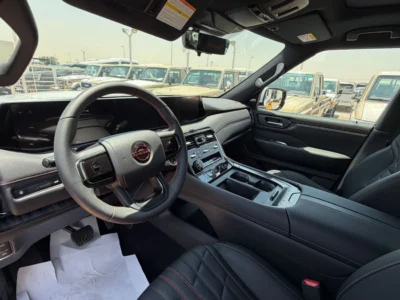 2026 Nissan Patrol PRO 4X 3.5-liter twin-turbo V6 Petrol Engine White Black SUV GCC Specs