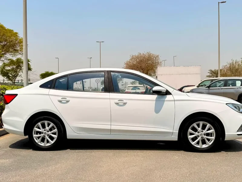 2022 MG MG5 Standard 1.5 Litres 4 Cylinders Petrol Engine White Black Sedan GCC specs Automatic