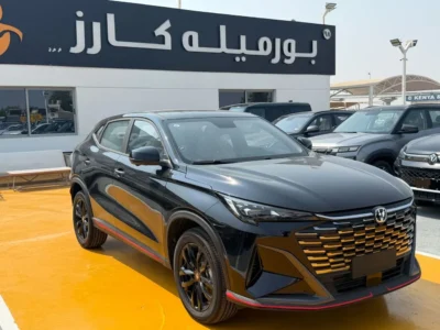 2025 Changan X5 Plus BEYOND PRO 1.5-liter Turbocharged 4-cylinder Engine Black Red SUV