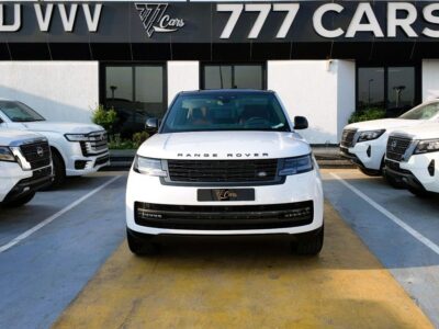 2026 Range Rover Autobiography P530 4.4 Litres 8 Cylinders Petrol Engine White Burgundy SUV