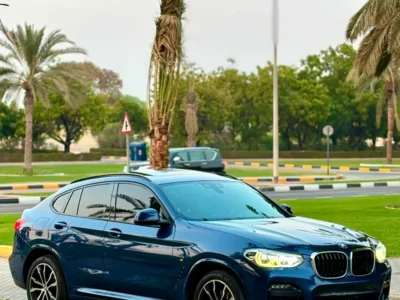 2021 BMW X4 xDrive30i M Sport 2.0L turbocharged 4-cylinder Petrol Engine Blue Red SUV GCC Specs