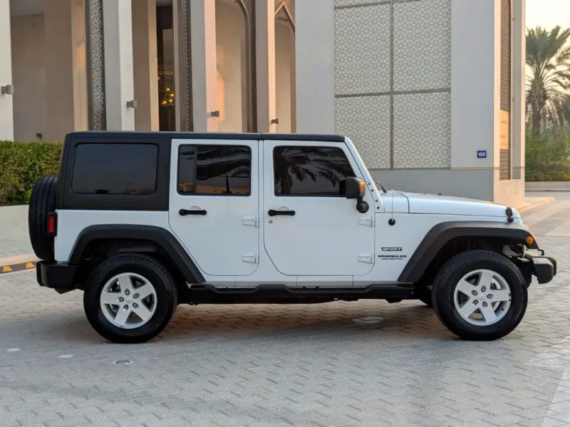 2017 Jeep Wrangler 6 Cylinders Petrol Engine White Black SUV American Spec Excellent Condition