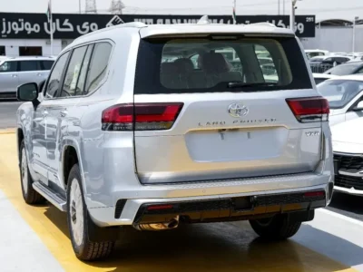 2026 Toyota Land Cruiser VXR 4.0 Litres 6 Cylinders Petrol Engine Silver Beige SUV GCC Specs