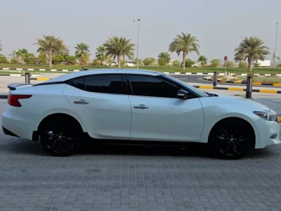 2018 Nissan Maxima SR 3.5L V6 Engine White Red Full Option TOP Premium Condition Sports Sedan
