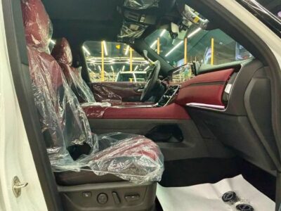 2026 Nissan Patrol LE PLATINUM CITY 3.5-liter twin-turbocharged V6 Engine White Red SUV GCC