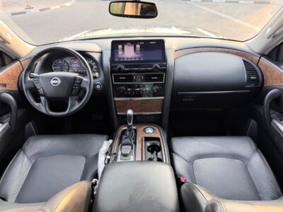 2021 NISSAN ARMADA SL 5.6 Litres V8 VVT Petrol Engine Grey Black SUV American Specs