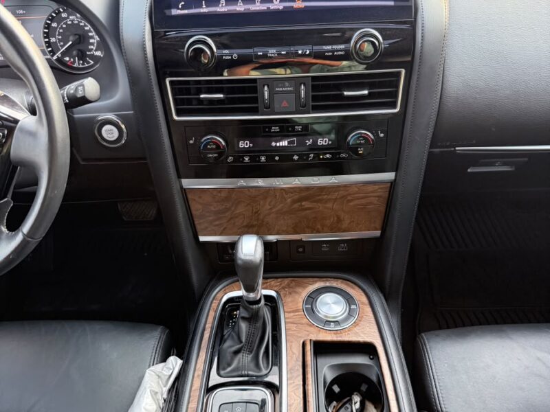2021 NISSAN ARMADA SL 5.6 Litres V8 VVT Petrol Engine Grey Black SUV American Specs