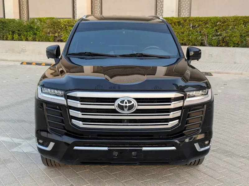 2019 Toyota Land Cruiser VXR 2026 Facelift 6 Cylinders Petrol Engine Black SUV GCC Specs
