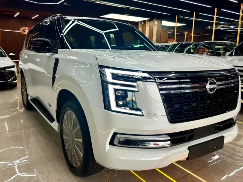 2026 Nissan Patrol LE PLATINUM CITY 3.5-liter twin-turbocharged V6 Engine White Red SUV GCC