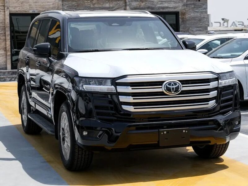 2026 Toyota Land Cruiser GXR 3.3L 6 Cylinders Diesel Engine Black SUV GCC Specs Full Option