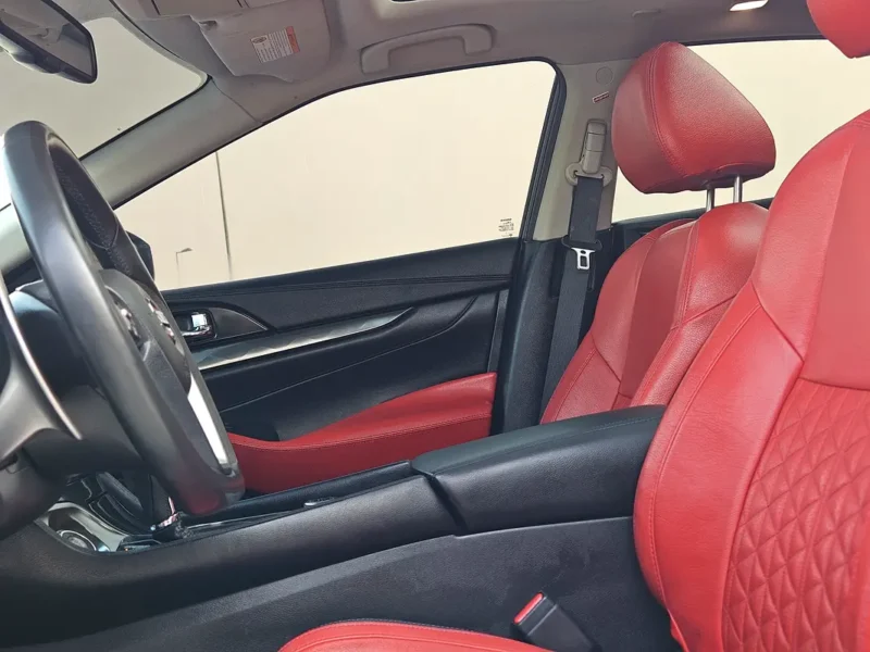 2018 Nissan Maxima SR 3.5L V6 Engine White Red Full Option TOP Premium Condition Sports Sedan
