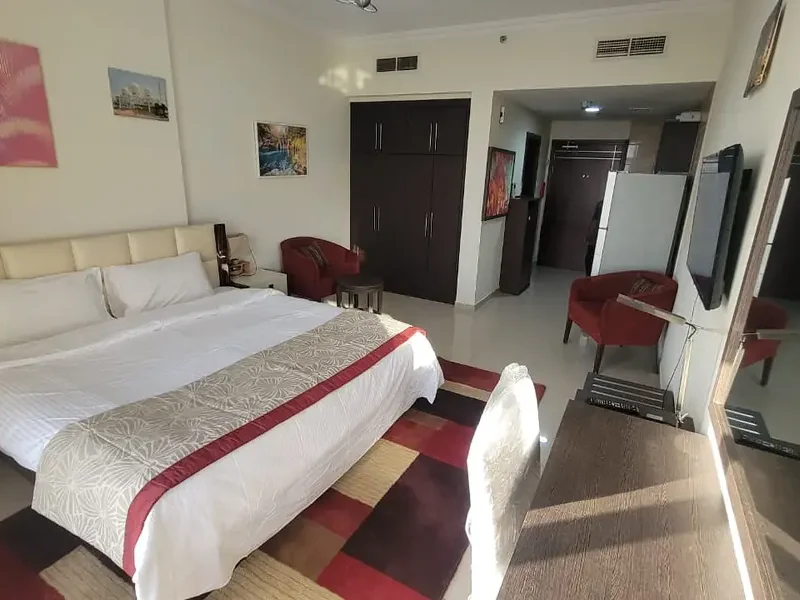 415 sqft Furnished Studio @4800 | 12 Chqs | near Miracle Gdn | Balcony I Car Park