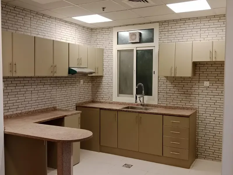 808 sqft Dubai Silicon Oasis (DSO Axis 4 | 1bed | Spacious & Upgraded | Balcony | Car Parking
