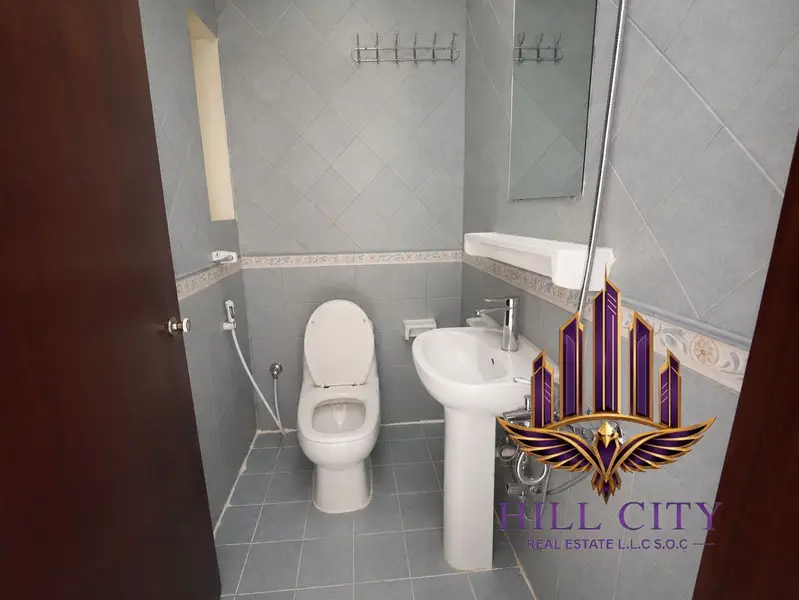 625 sqft 1 BHK Apartment for Rent in Al Salam Tower, Al Barsha First | 2 Baths | Balcony
