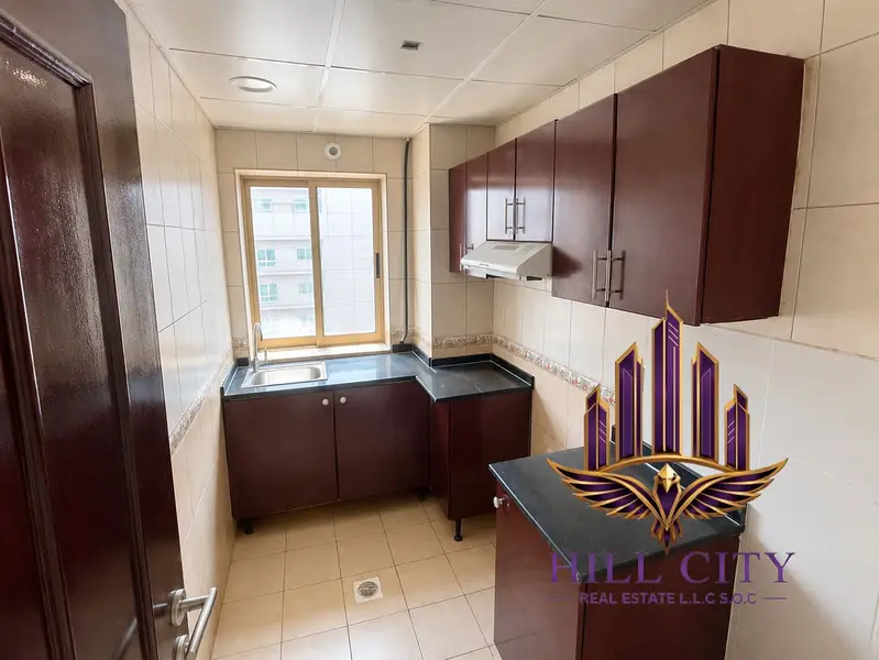 625 sqft 1 BHK Apartment for Rent in Al Salam Tower, Al Barsha First | 2 Baths | Balcony