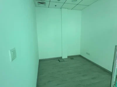 901 sqft Prime Location | 5 Cabins | Semi-Furnished | Ready to Occupy