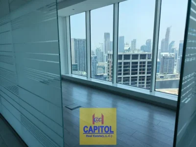544 sqft High-Floor Office with Amazing Views Burlington Tower Dubai