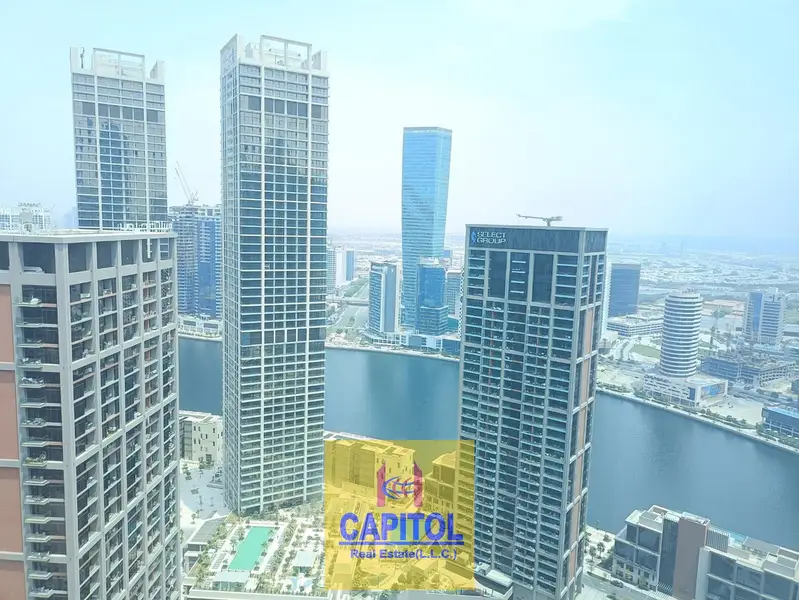 544 sqft High-Floor Office with Amazing Views Burlington Tower Dubai