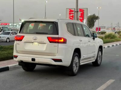 2026 Toyota Land Cruiser VX 3.5 Litres 6 Cylinders Petrol Engine White Black SUV GCC Specs