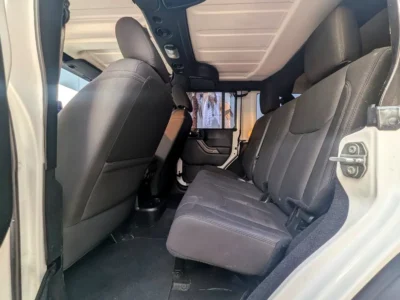2017 Jeep Wrangler 6 Cylinders Petrol Engine White Black SUV American Spec Excellent Condition