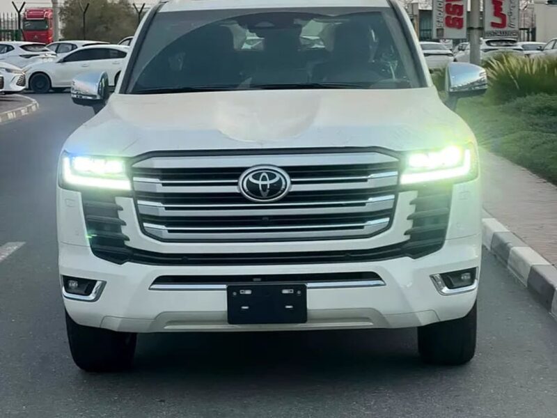 2026 Toyota Land Cruiser VX 3.5 Litres 6 Cylinders Petrol Engine White Black SUV GCC Specs