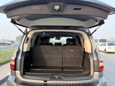 2021 NISSAN ARMADA SL 5.6 Litres V8 VVT Petrol Engine Grey Black SUV American Specs