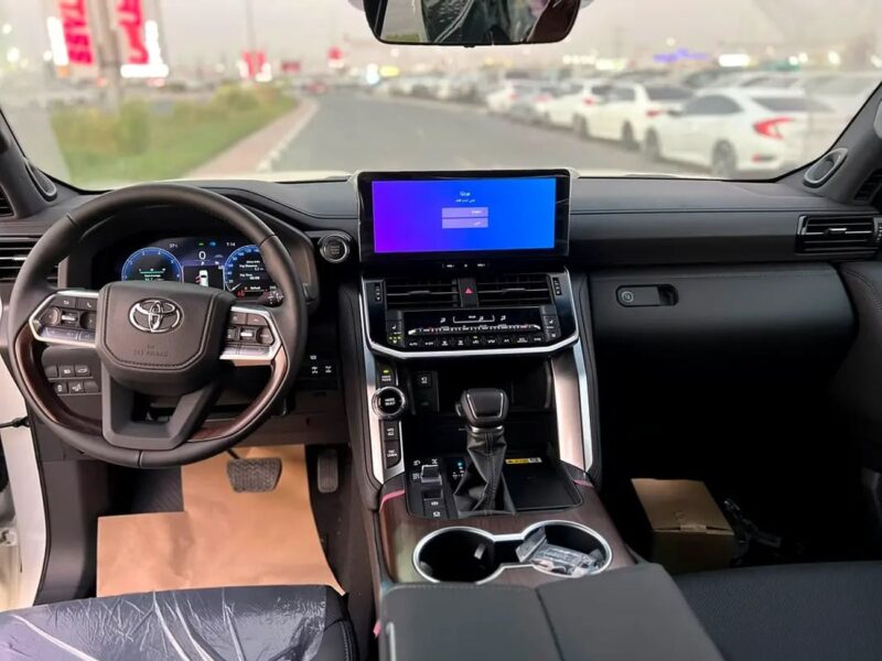 2026 Toyota Land Cruiser VX 3.5 Litres 6 Cylinders Petrol Engine White Black SUV GCC Specs