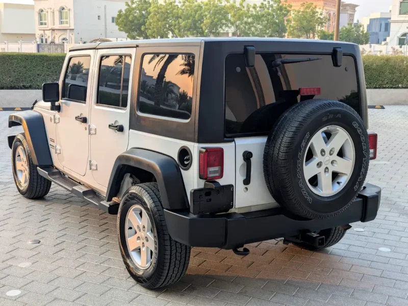 2017 Jeep Wrangler 6 Cylinders Petrol Engine White Black SUV American Spec Excellent Condition