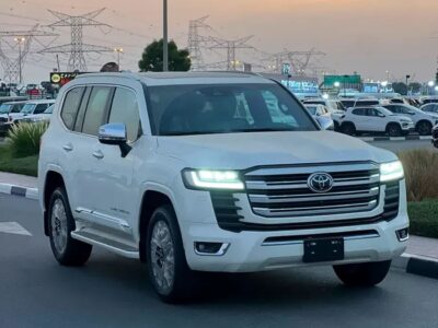 2026 Toyota Land Cruiser VX 3.5 Litres 6 Cylinders Petrol Engine White Black SUV GCC Specs