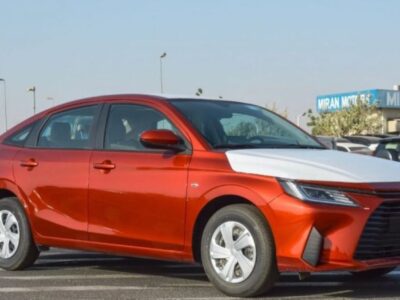 2026 TOYOTA YARIS 1.3 Litres 4 Cylinders Petrol Engine Red Beige Sedan GCC Specs FWD