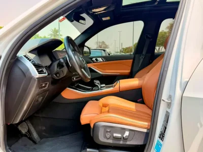 2022 BMW X5 sDrive40i 3.0 Litres 6 Cylinders Petrol Engine White Tan SUV GCC Specs Automatic