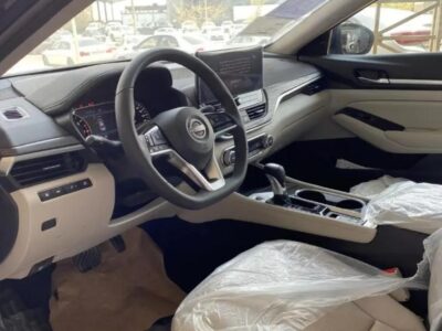 2026 Nissan Altima 2.5L Naturally Aspirated 4 Cylinders Petrol Engine Blue Beige Sedan FWD