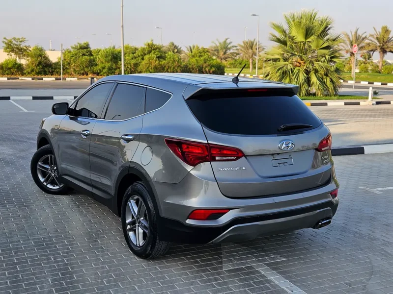 2018 Hyundai Santa Fe Comfort 4 Cylinders Petrol Engine Grey SUV Clean Inside Out US Specs