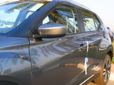 2025 Nissan Kicks 2.0-liter DOHC 4-Cylinder Petrol Engine Grey Brown SUV Automatic