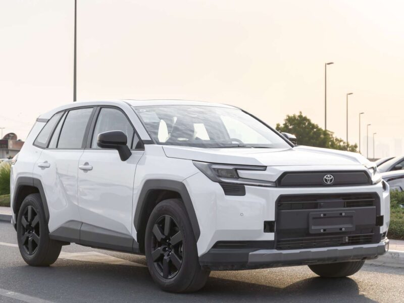 2026 TOYOTA RAV 4 2.0L 4-Cylinder Petrol Engine White Grey SUV Chinese Specs Automatic
