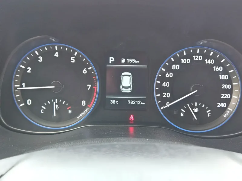 2019 Hyundai Kona SE 4 Cylinders Petrol Engine Blue Grey SUV GCC Specs Premium Condition