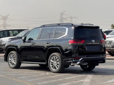 2027 Toyota Land Cruiser ZX 3.5L Twin-Turbocharged V6 Petrol Engine Black SUV GCC Specs RHD