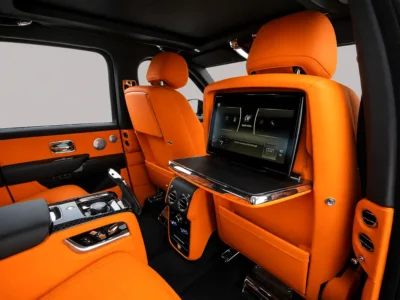 2020 Rolls-Royce Cullinan Black Badge FACELITED 12 Cylinders Black Tan SUV European Specs
