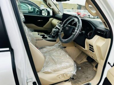 2027 Toyota Land Cruiser ZX 3.5L Twin-Turbocharged V6 Petrol Engine White Beige SUV GCC RHD