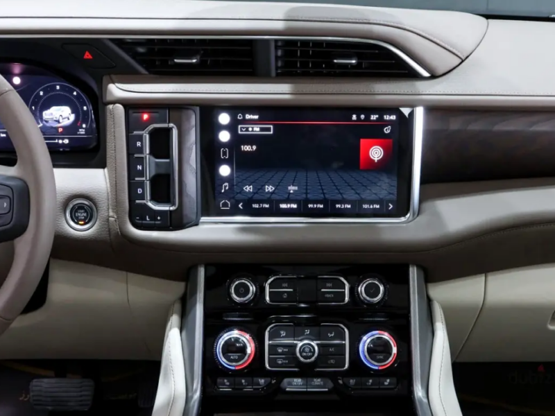 2023 GMC Yukon Denali 6.2 Litres V8 Petrol Engine White Beige SUV GCC Specs Automatic