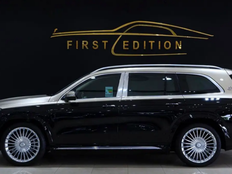 2023 Mercedes-Maybach GLS 600 4Matic 4.0L V8 Biturbo Black Red SUV GCC Specs Pristine Condition